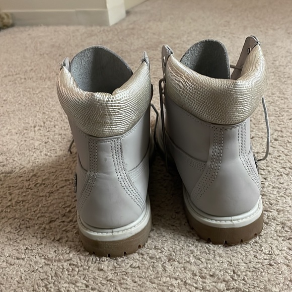Light Grey Timberland Boots - Picture 3 of 4